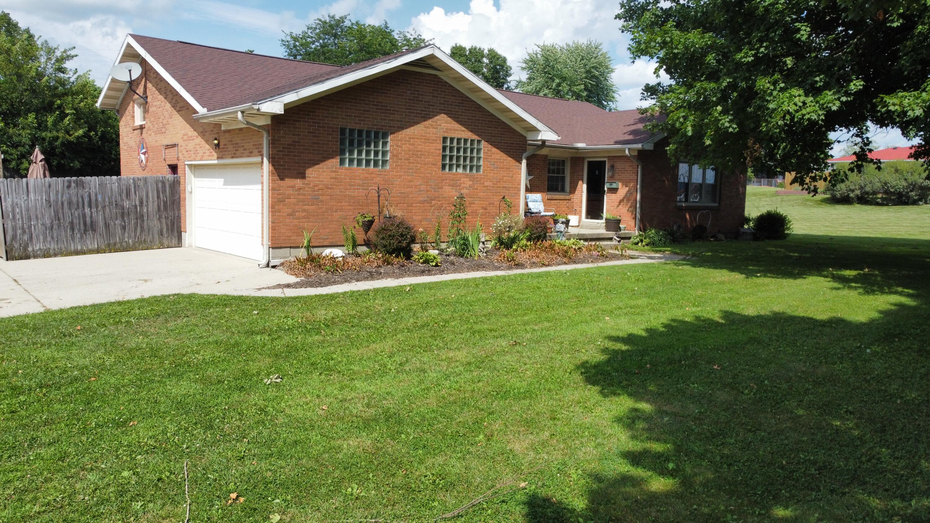 1320 Moorefield Road Springfield, OH 45503 - Photo 1 of 45