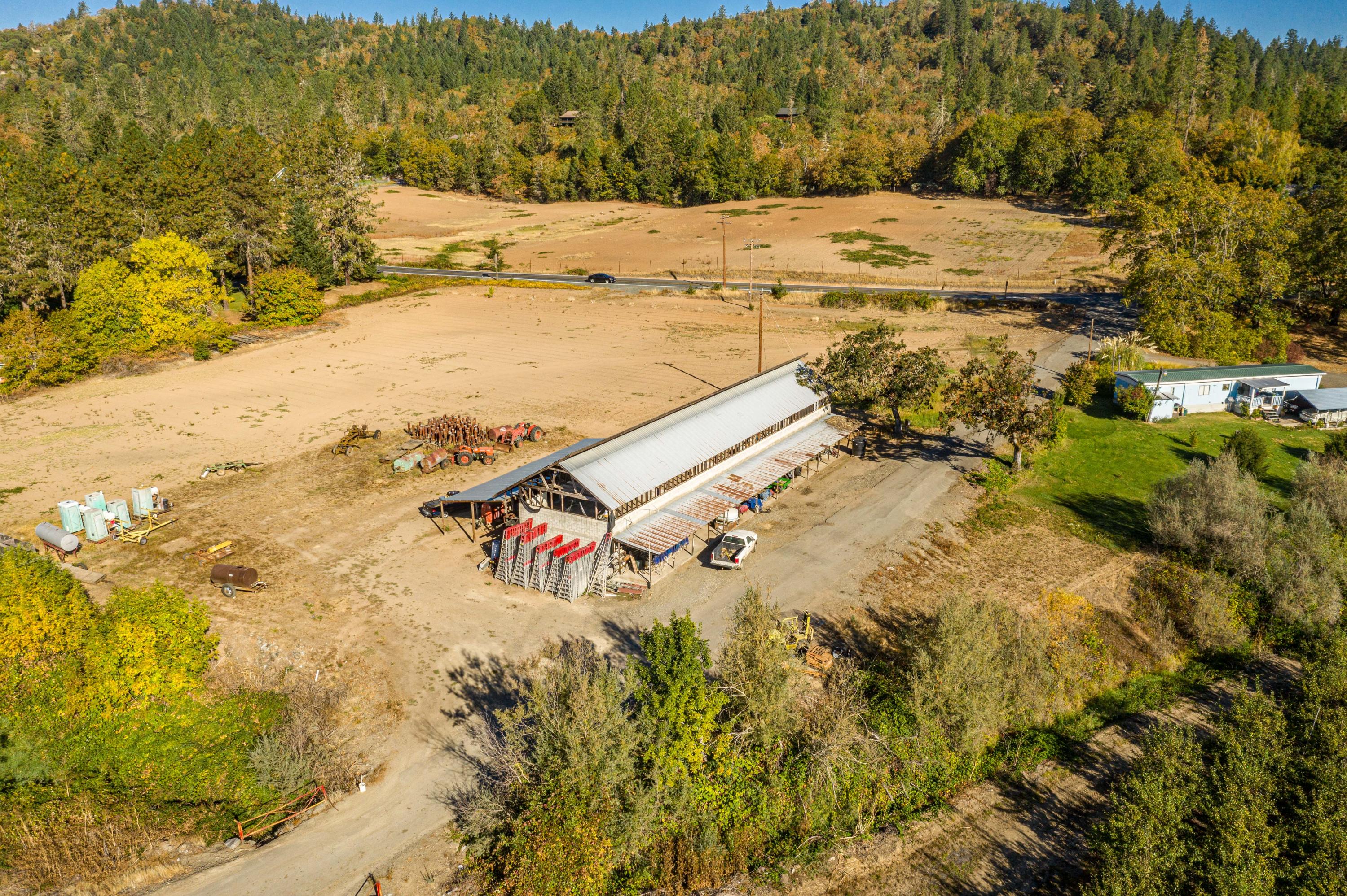 6835 Lower River Road Grants Pass, OR 97526 - Photo 41 of 48 Christie (41)