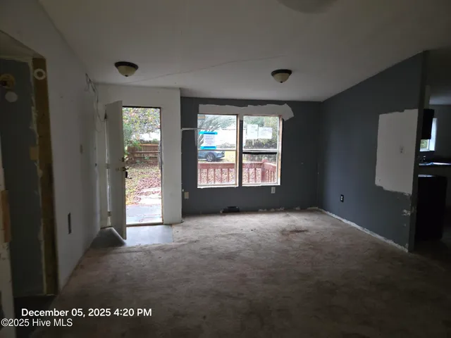 $89,000 | 170 McCausley Road, Unit 10, Hubert, NC 28539