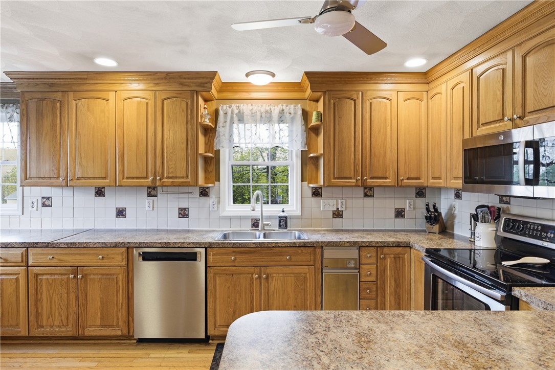 99 Burlingame Road Smithfield, RI 02917 - Photo 16 of 44
