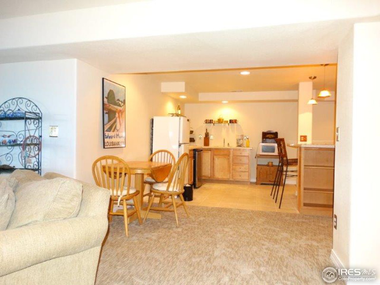 3061 Foothills Ranch Drive Boulder, CO 80302 - Photo 5 of 19 a living room with furniture and a flat screen tv