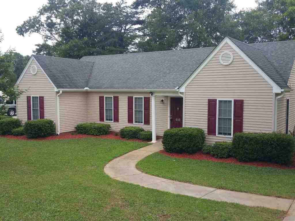 610 Friendship Road Seneca, SC 29678 - Photo 1 of 15 Gallery Image 1