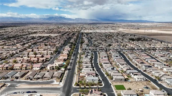 $430,000 | 4211 Enchanting Sky Avenue, North Las Vegas, NV 89081