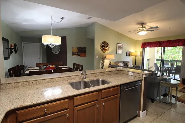 $1,850 | 4040 Crockers Lake Boulevard, Unit 1725, Sarasota, FL 34238