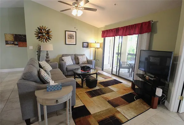 $1,850 | 4040 Crockers Lake Boulevard, Unit 1725, Sarasota, FL 34238