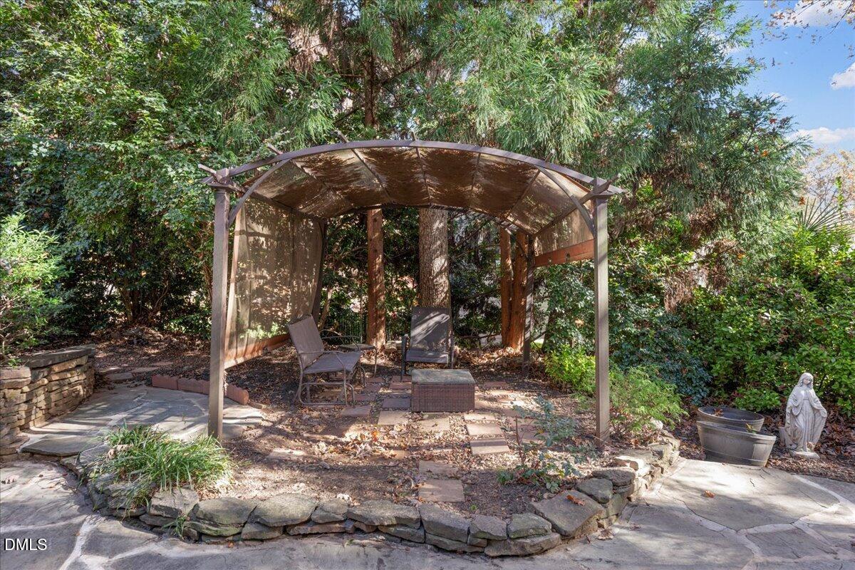 813 Vestavia Woods Drive Raleigh, NC 27615 - Photo 41 of 43 41-107