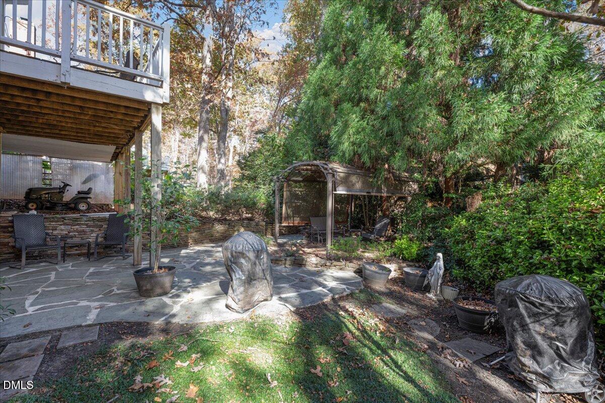 813 Vestavia Woods Drive Raleigh, NC 27615 - Photo 43 of 43 43-109