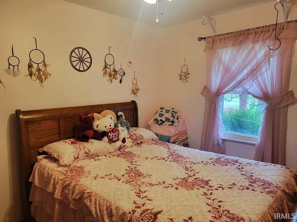 209 Eastside Park Road Washington, IN 47501 - Photo 13 of 17 Gallery Image 13