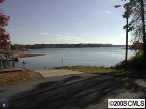9508 Island Point Road Sherrills Ford, NC 28673 - Photo 6 of 8 Gallery Image 6