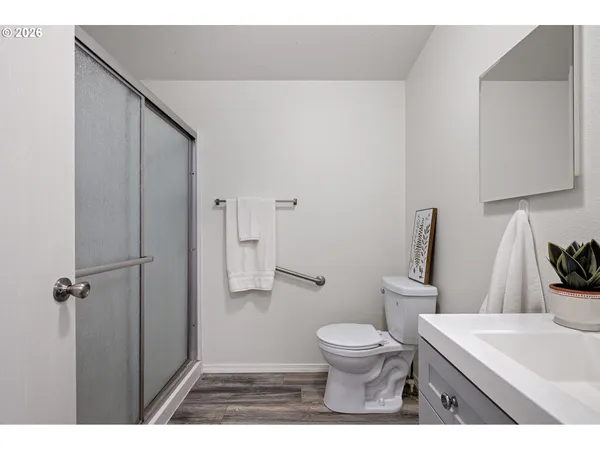 $49,900 | 2150 Laura Street, Unit 65, Springfield, OR 97477