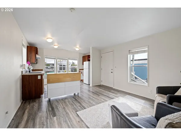 $49,900 | 2150 Laura Street, Unit 65, Springfield, OR 97477