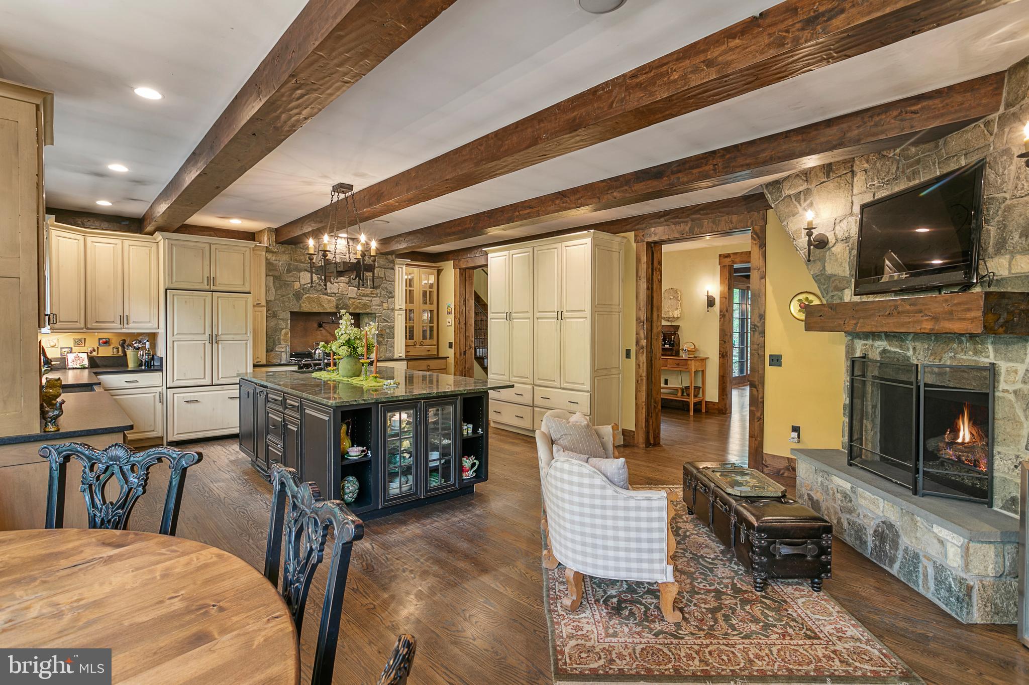 1324 Ranleigh Road McLean, VA 22101 - Photo 13 of 58