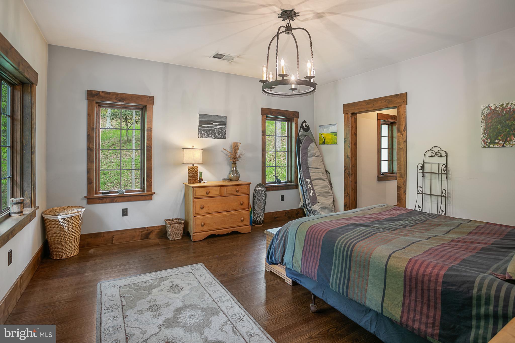 1324 Ranleigh Road McLean, VA 22101 - Photo 33 of 58