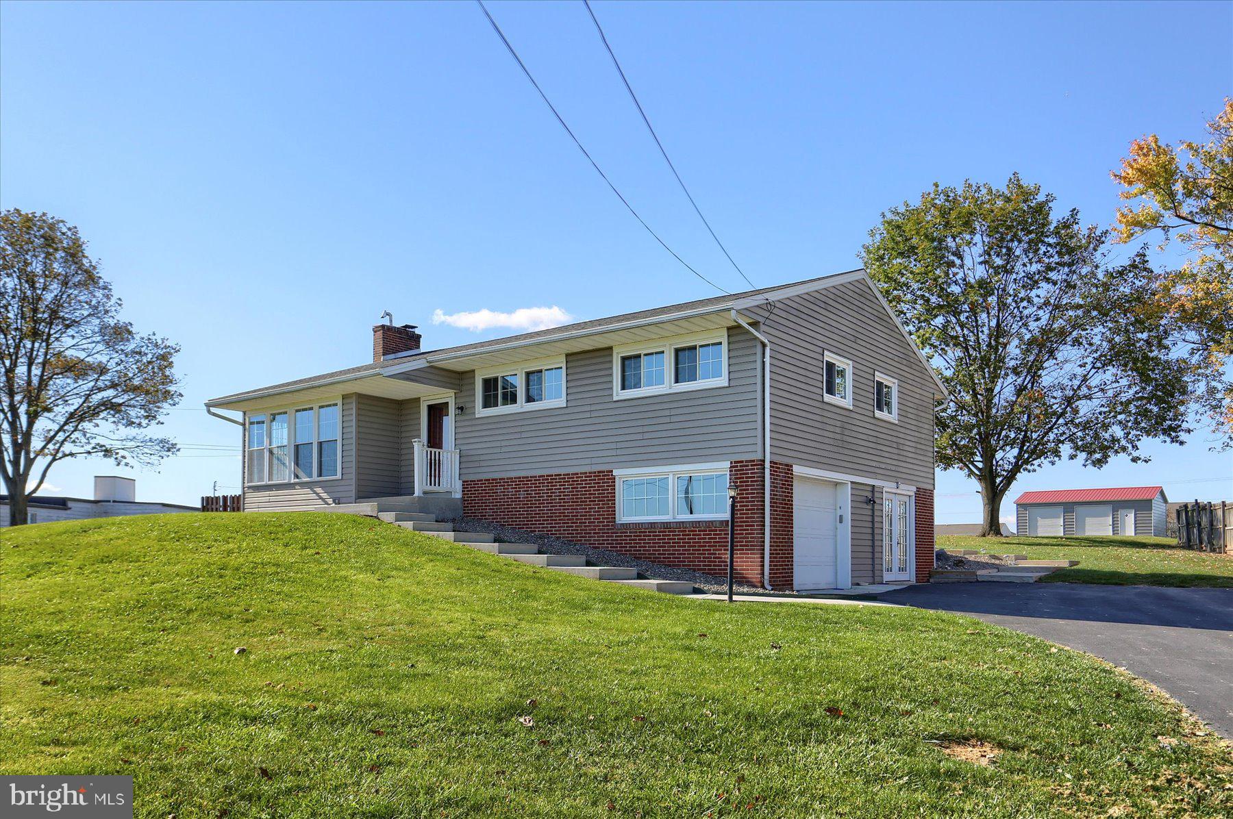 110 Old Gap Road Carlisle, PA 17013 - Photo 3 of 48 Gallery Image 3