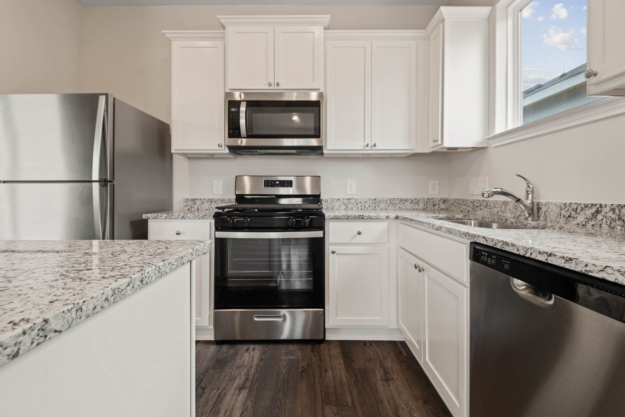 363 Kingston Way Waller, TX 77484 - Photo 12 of 25