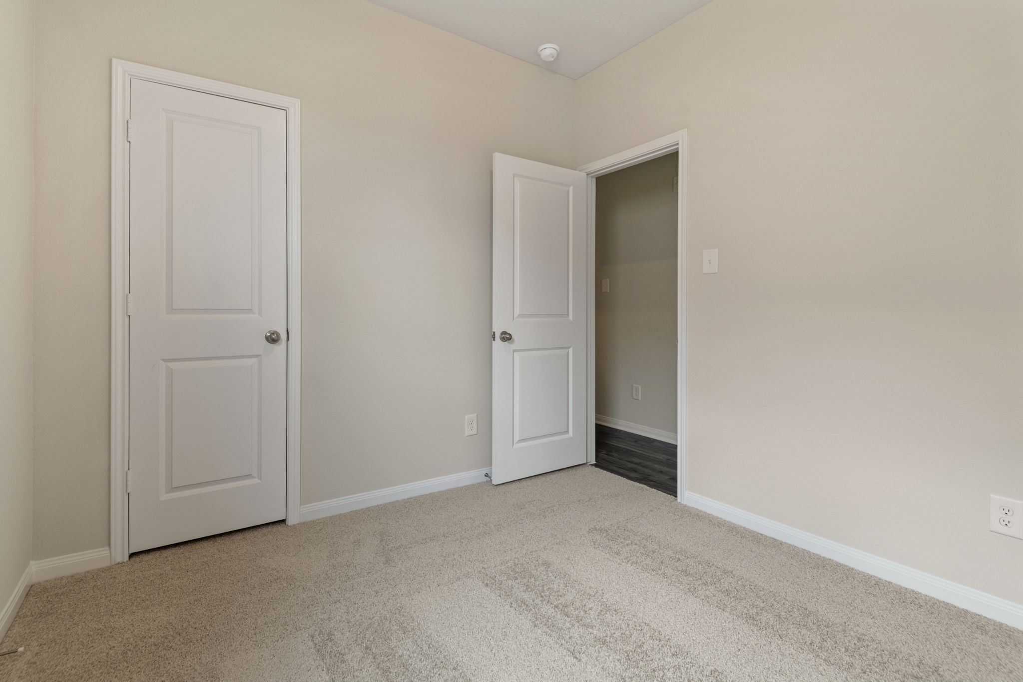 363 Kingston Way Waller, TX 77484 - Photo 4 of 25