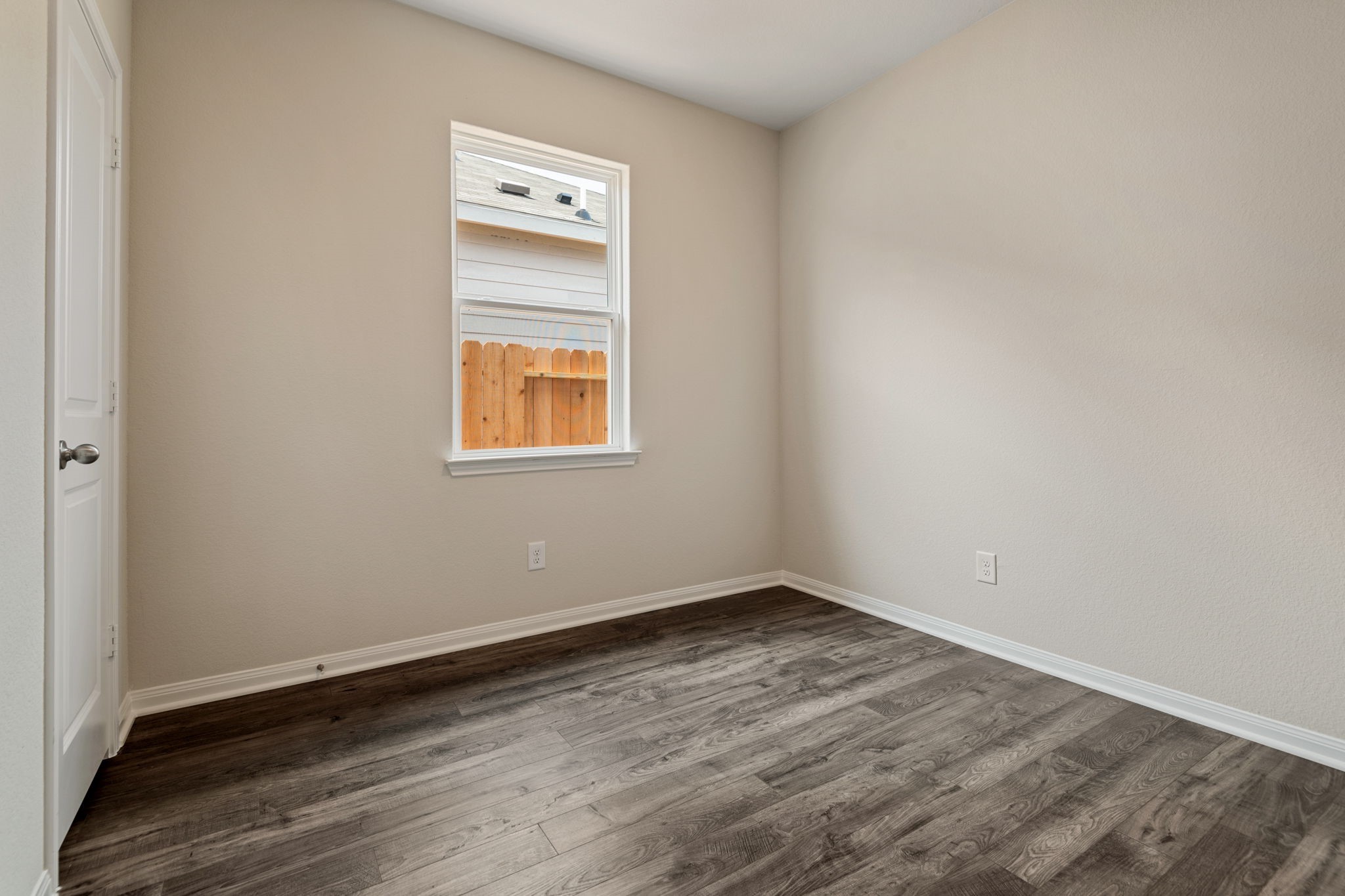 363 Kingston Way Waller, TX 77484 - Photo 8 of 25