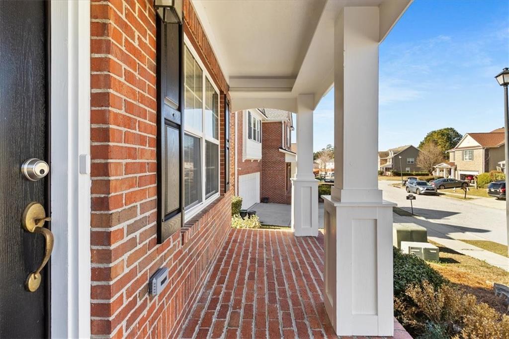 889 Bramble Way Grayson, GA 30017 - Photo 4 of 37