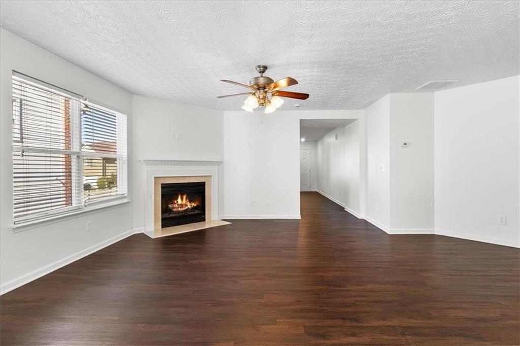 889 Bramble Way Grayson, GA 30017 - Photo 8 of 37