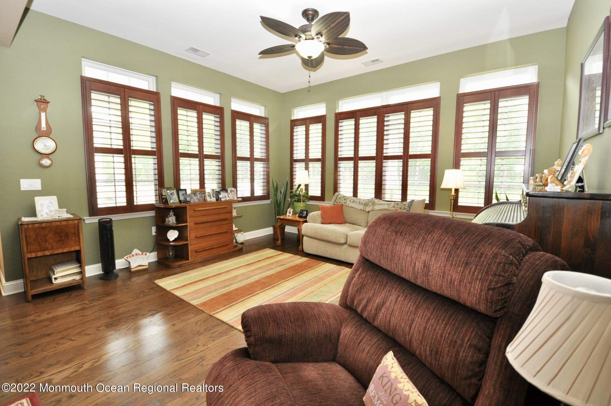 35 Harvey Cedar Way Waretown, NJ 08758 - Photo 13 of 49 63688412-9E1B-4042-BA72-AD04F4164935_1_2