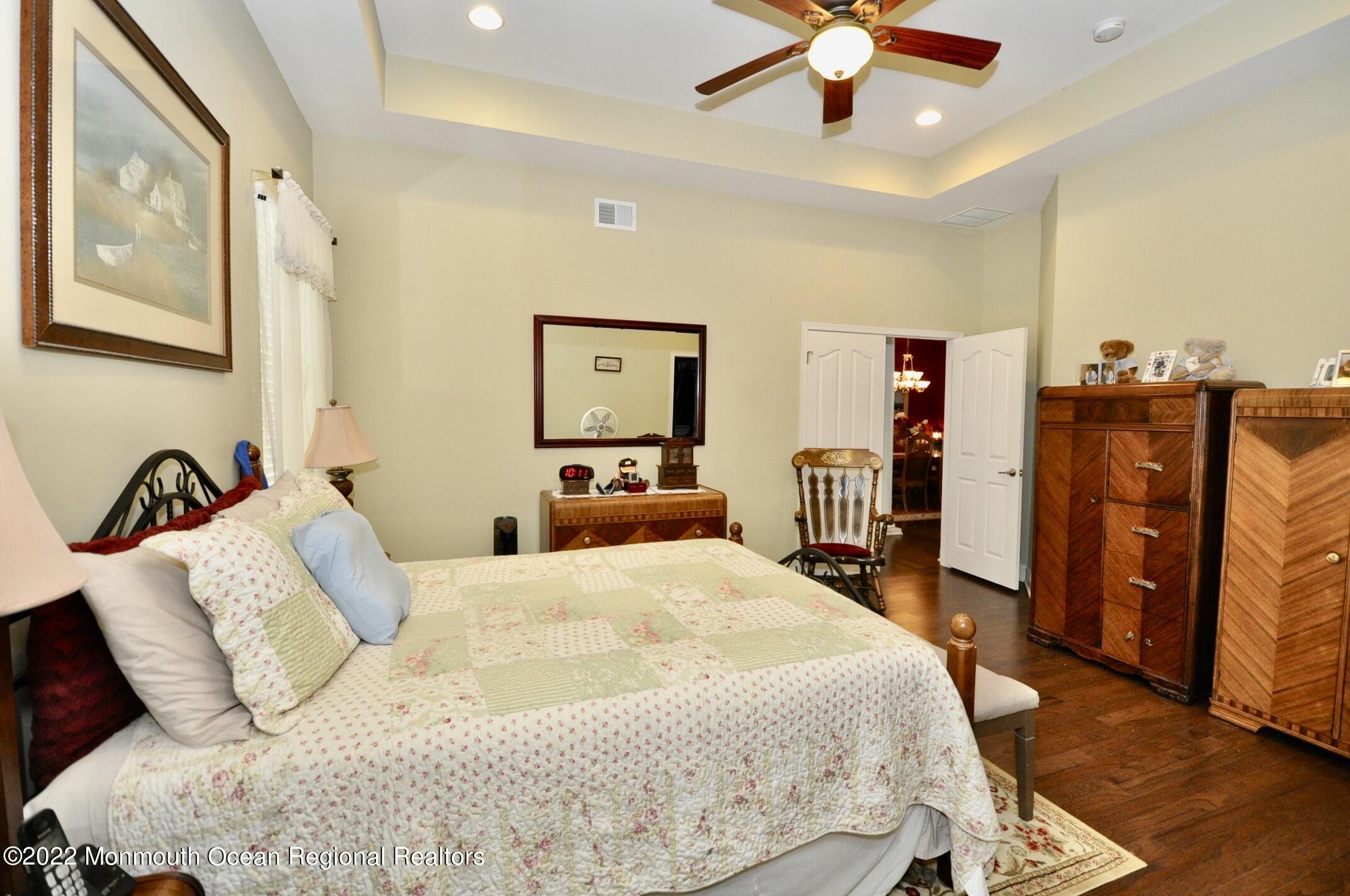 35 Harvey Cedar Way Waretown, NJ 08758 - Photo 23 of 49 F1D44B82-262B-47D1-A9E6-DABA8CF1534C_1_2