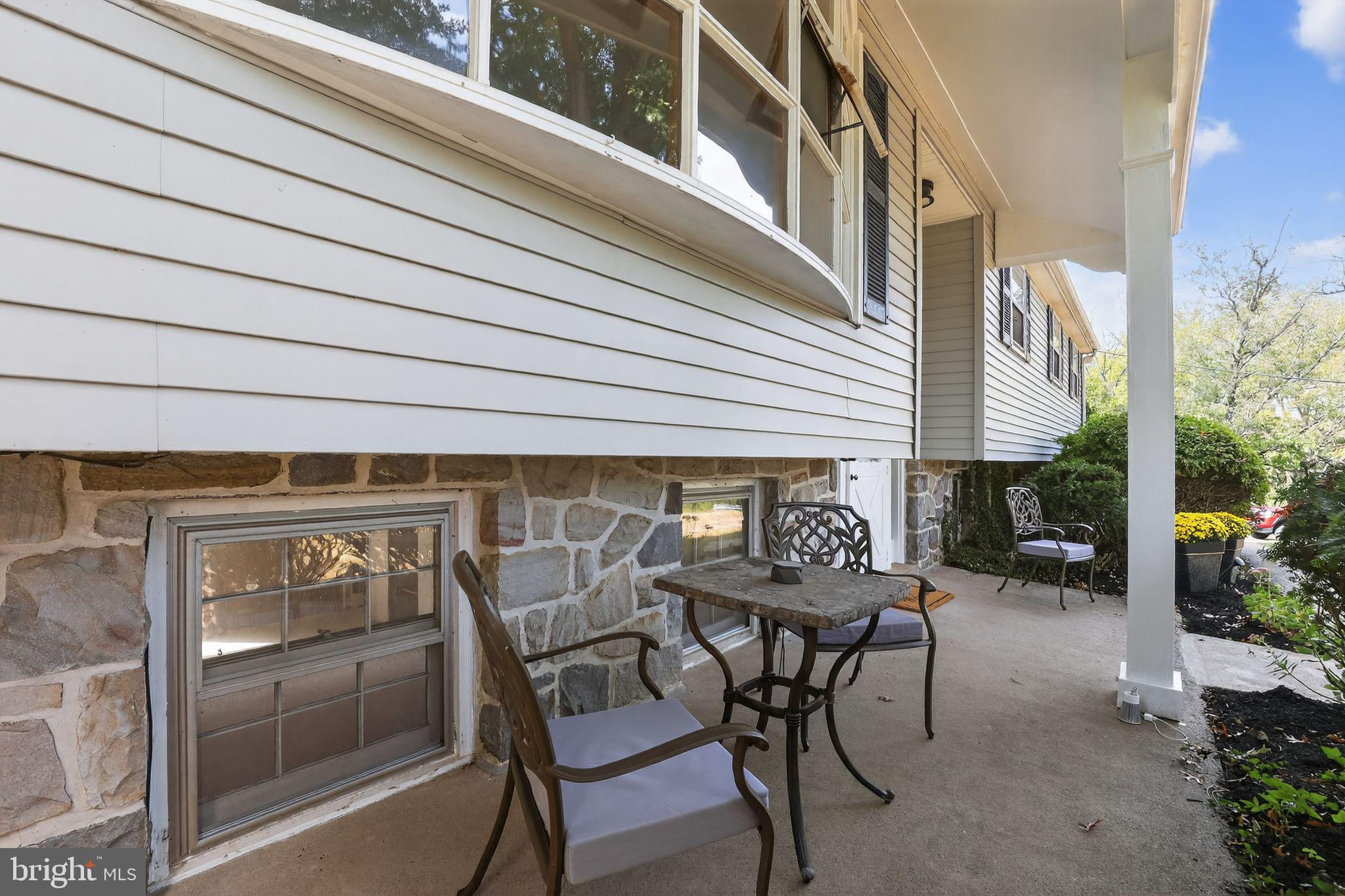 262 Kolb Road Spring City, PA 19475 - Photo 5 of 39