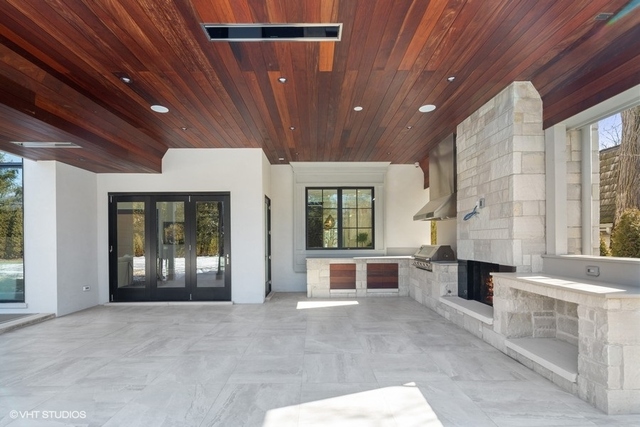 744 Taft Road Hinsdale, IL 60521 - Photo 36 of 37 a view of an entryway with a livingroom