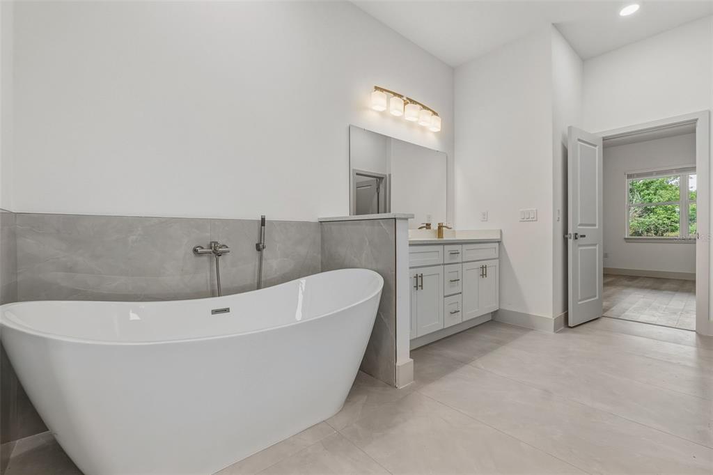 558 Rutland Circle Port Charlotte, FL 33954 - Photo 12 of 21