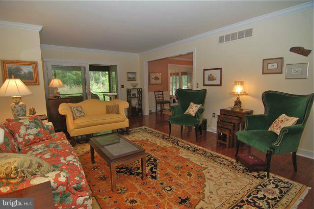 216 Birch Run Road Chestertown, MD 21620 - Photo 6 of 16 Living Room