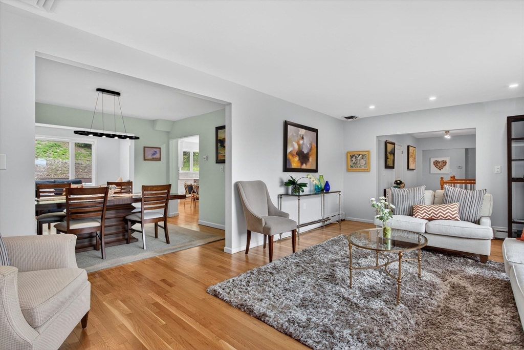 76 Goodnough Road Brookline, MA 02467 - Photo 5 of 36