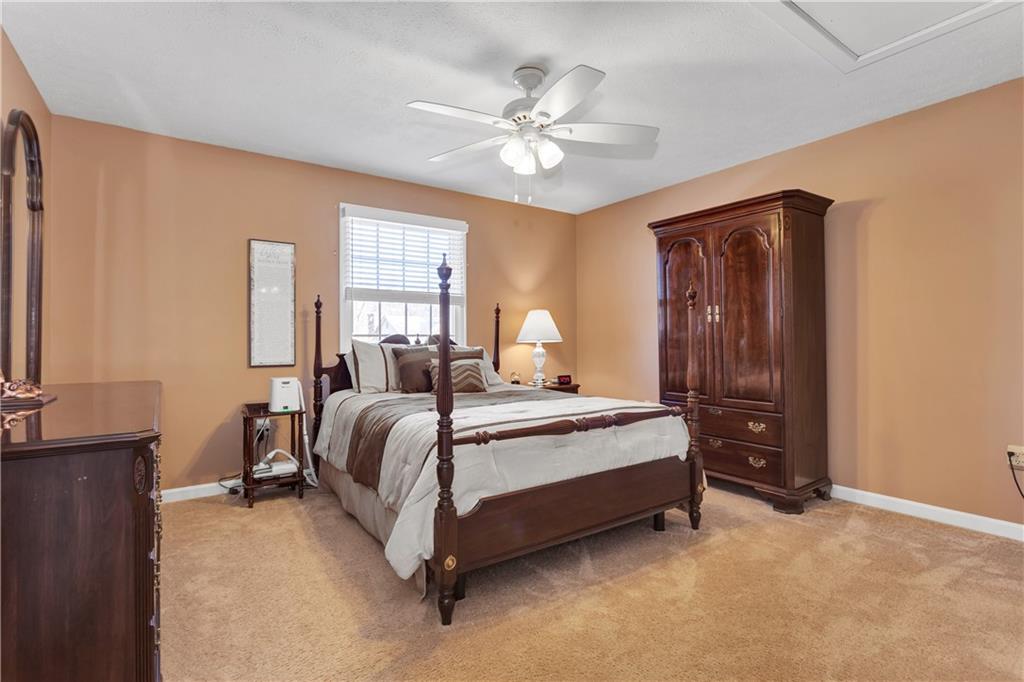 155 Vanderbilt Drive Pittsburgh, PA 15243 - Photo 15 of 25