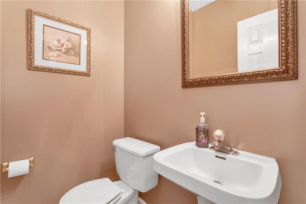 155 Vanderbilt Drive Pittsburgh, PA 15243 - Photo 21 of 25