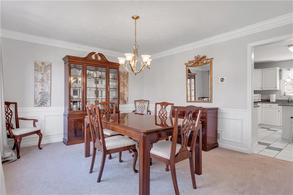 155 Vanderbilt Drive Pittsburgh, PA 15243 - Photo 4 of 25