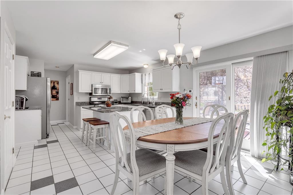 155 Vanderbilt Drive Pittsburgh, PA 15243 - Photo 6 of 25