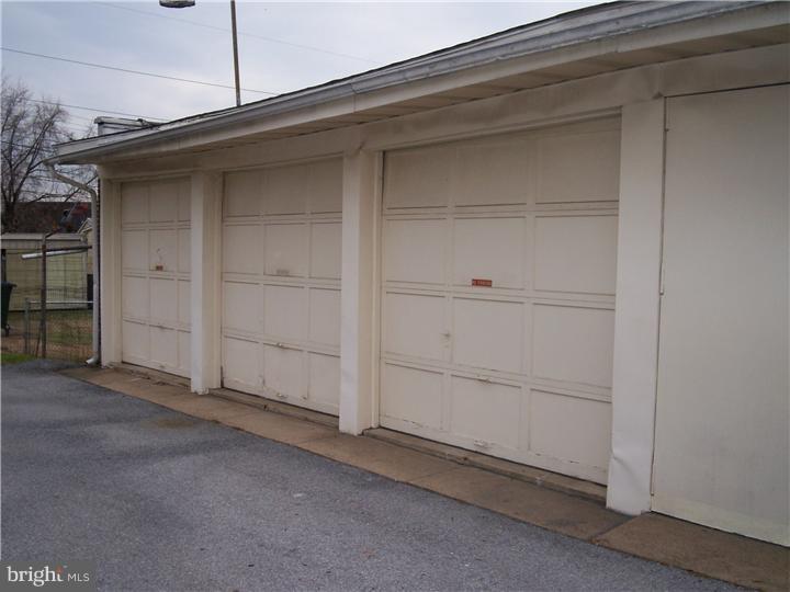 712 Lancaster Avenue Reading, PA 19607 - Photo 17 of 17 Gallery Image 17