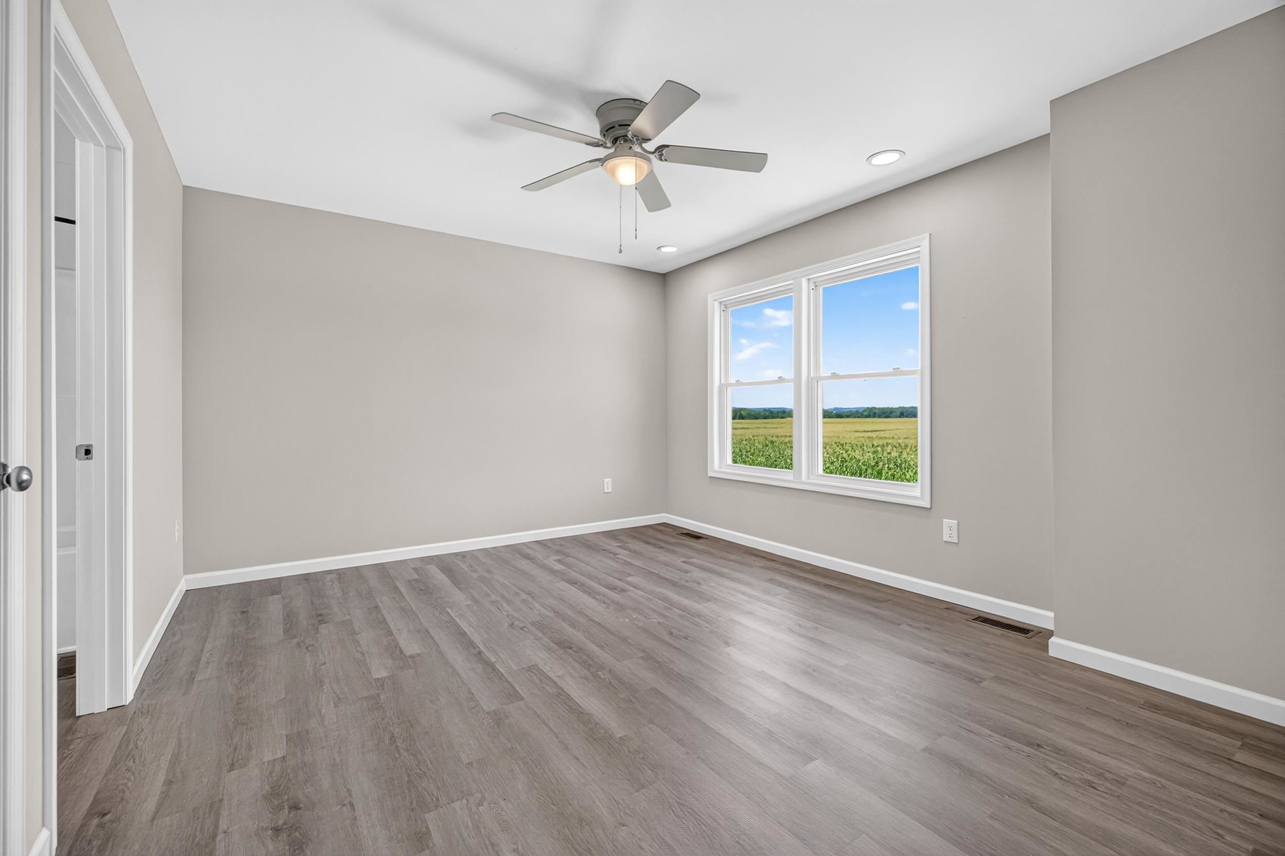121 21st Street Grottoes, VA 24441 - Photo 28 of 60