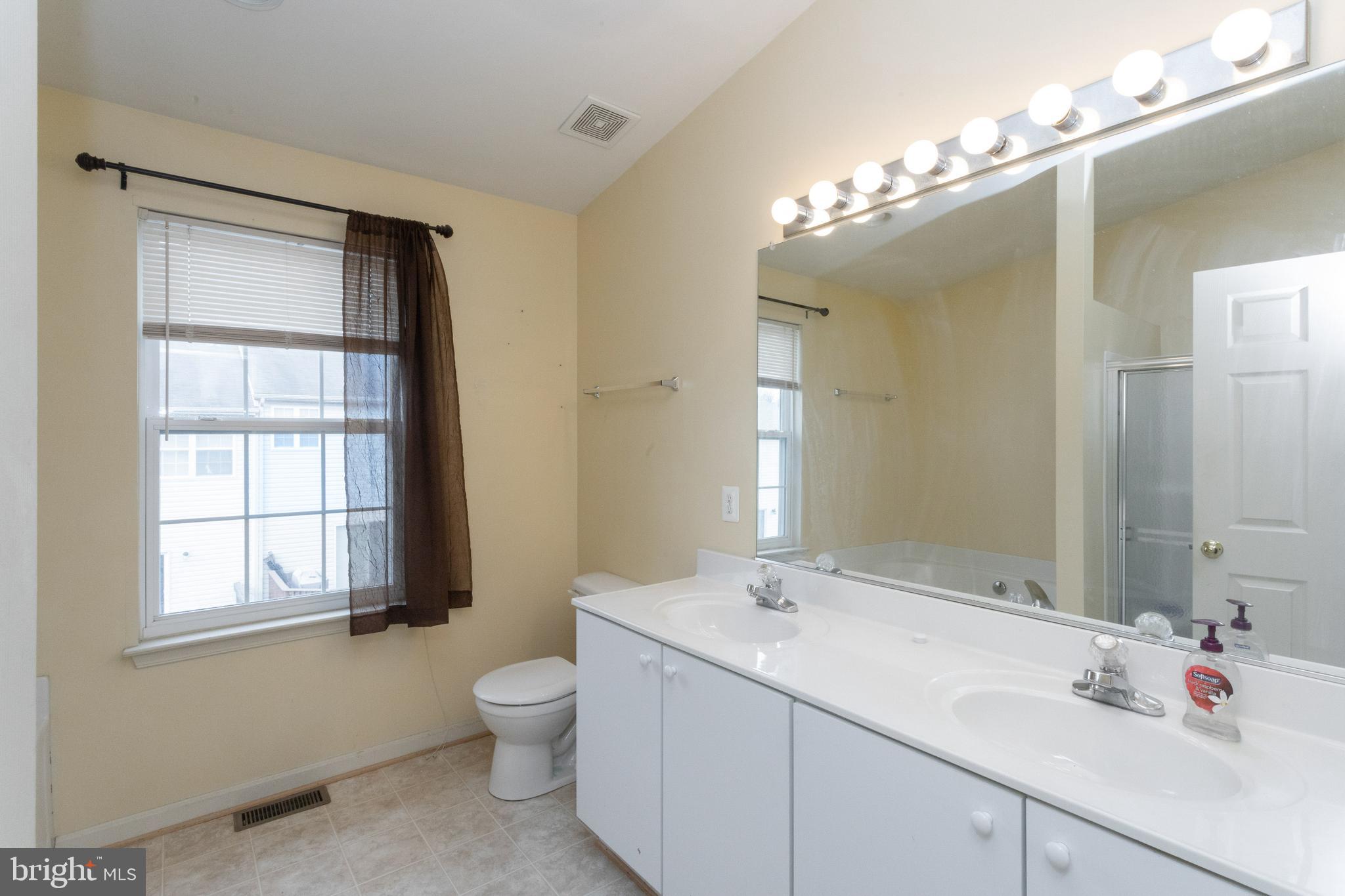 674 Luthardt Road Baltimore, MD 21220 - Photo 14 of 28 Master bath