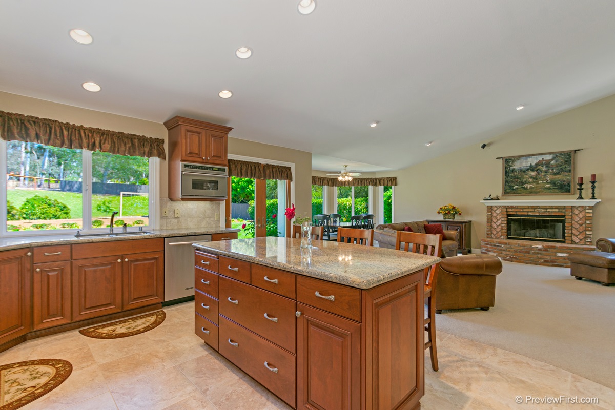 14082 Valley Springs Road Poway, CA 92064 - Photo 6 of 22