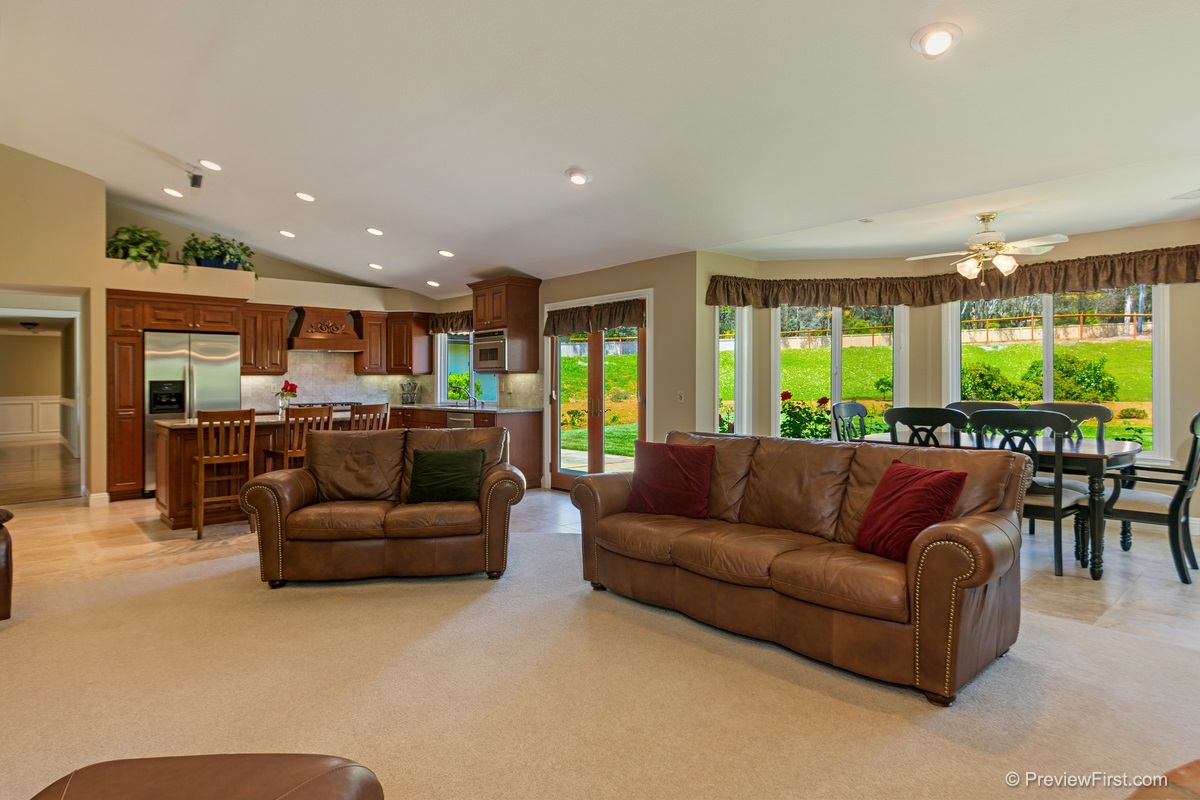 14082 Valley Springs Road Poway, CA 92064 - Photo 10 of 22