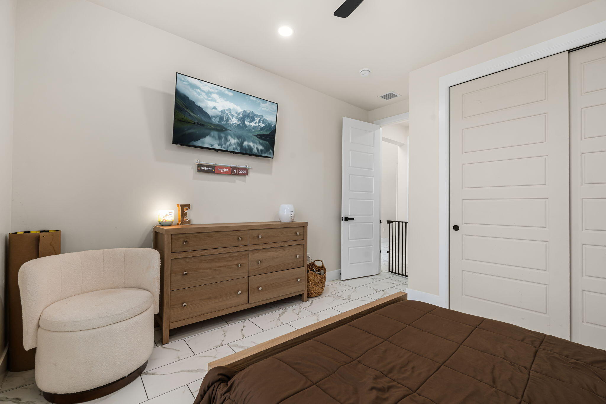 825 3rd Street Northeast Rio Rancho, NM 87124 - Photo 27 of 39 Gallery Image 27