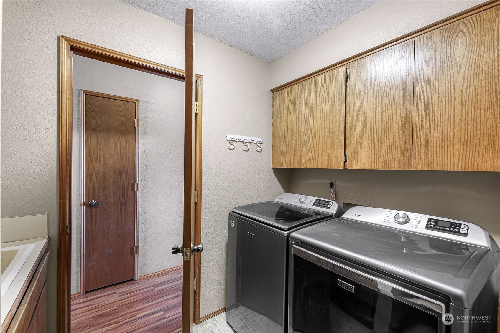 1834 Grandview Road Ferndale, WA 98248 - Photo 22 of 39 a room with storage and utility