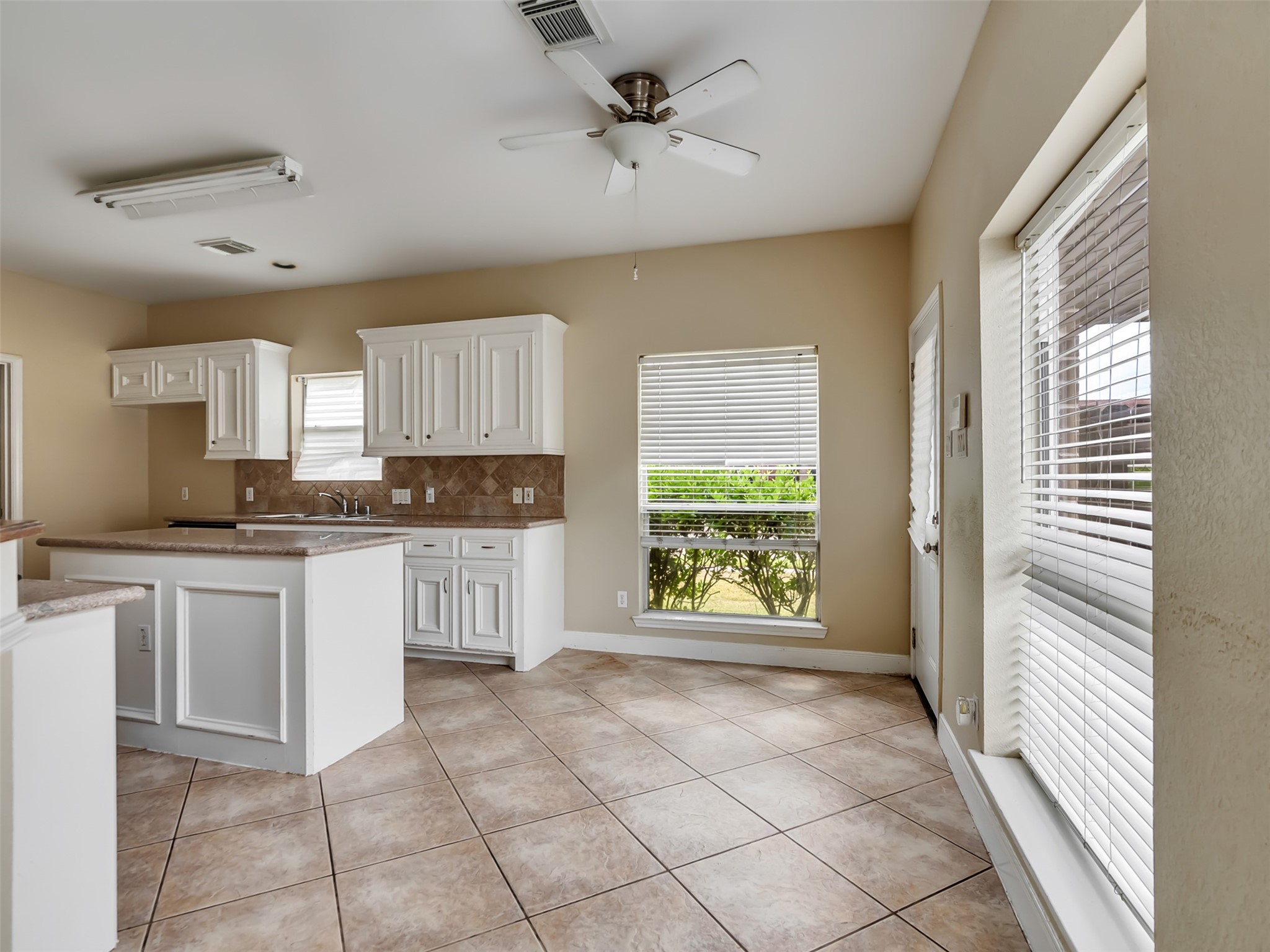 1803 Ripple Creek Drive Rosenberg, TX 77471 - Photo 13 of 36