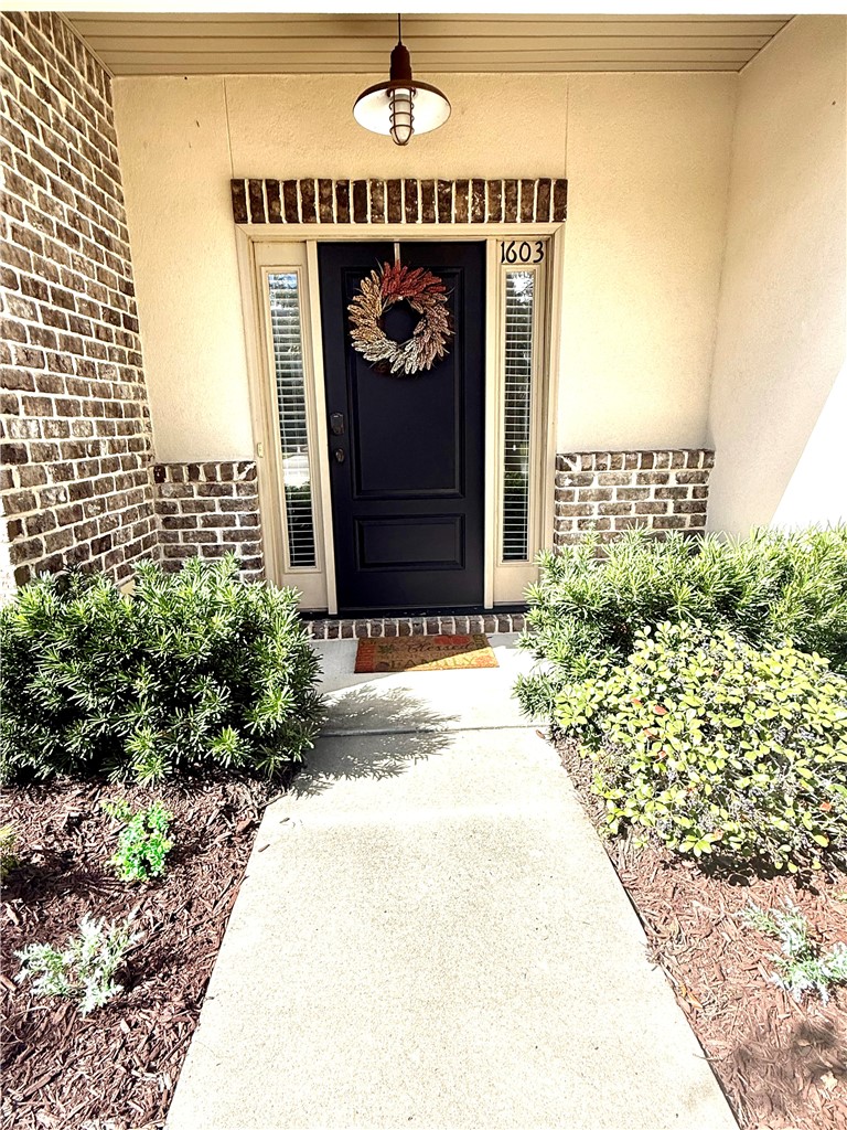 1603 Mariners Circle St. Simons Island, GA 31522 - Photo 2 of 37