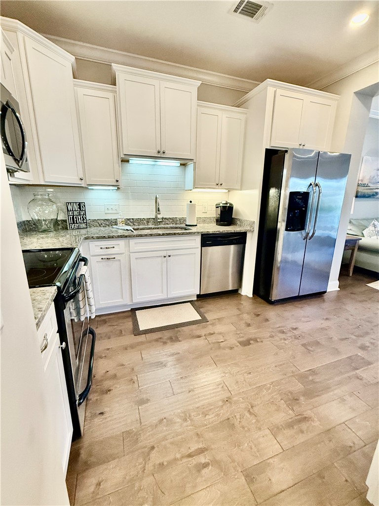 1603 Mariners Circle St. Simons Island, GA 31522 - Photo 9 of 37