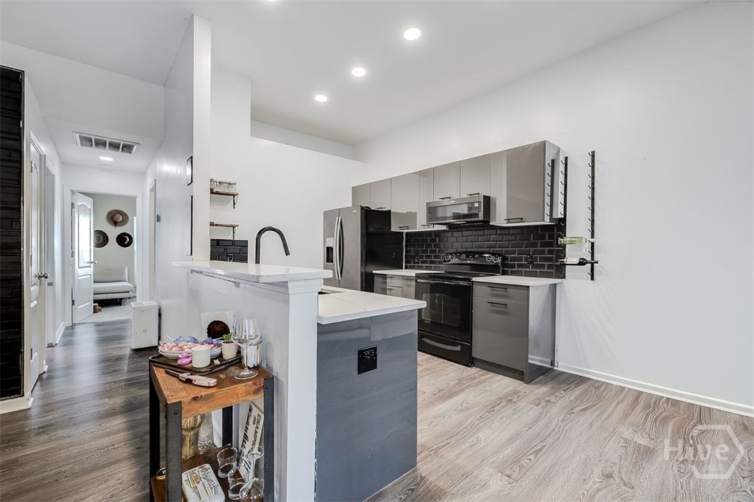 407 Woodhill Court Rincon, GA 31326 - Photo 9 of 32