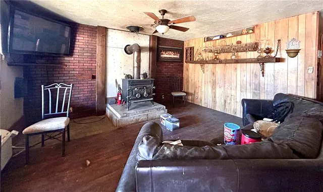 $69,750 | 46 North Lakeview Drive, Pleasanton, KS 66075