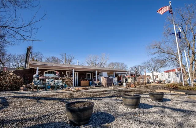 $69,750 | 46 North Lakeview Drive, Pleasanton, KS 66075