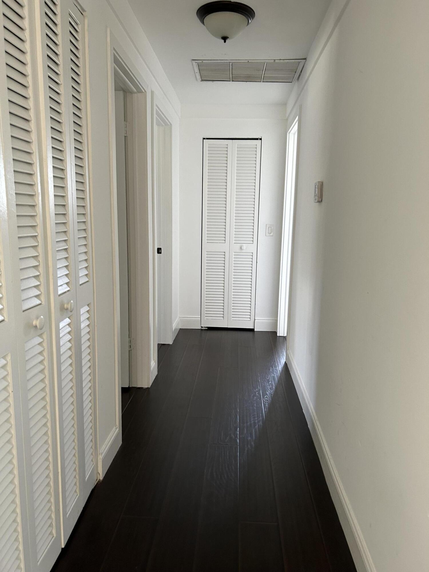 1260 Southwest 19th Street Boca Raton, FL 33486 - Photo 16 of 25 1260 hallway