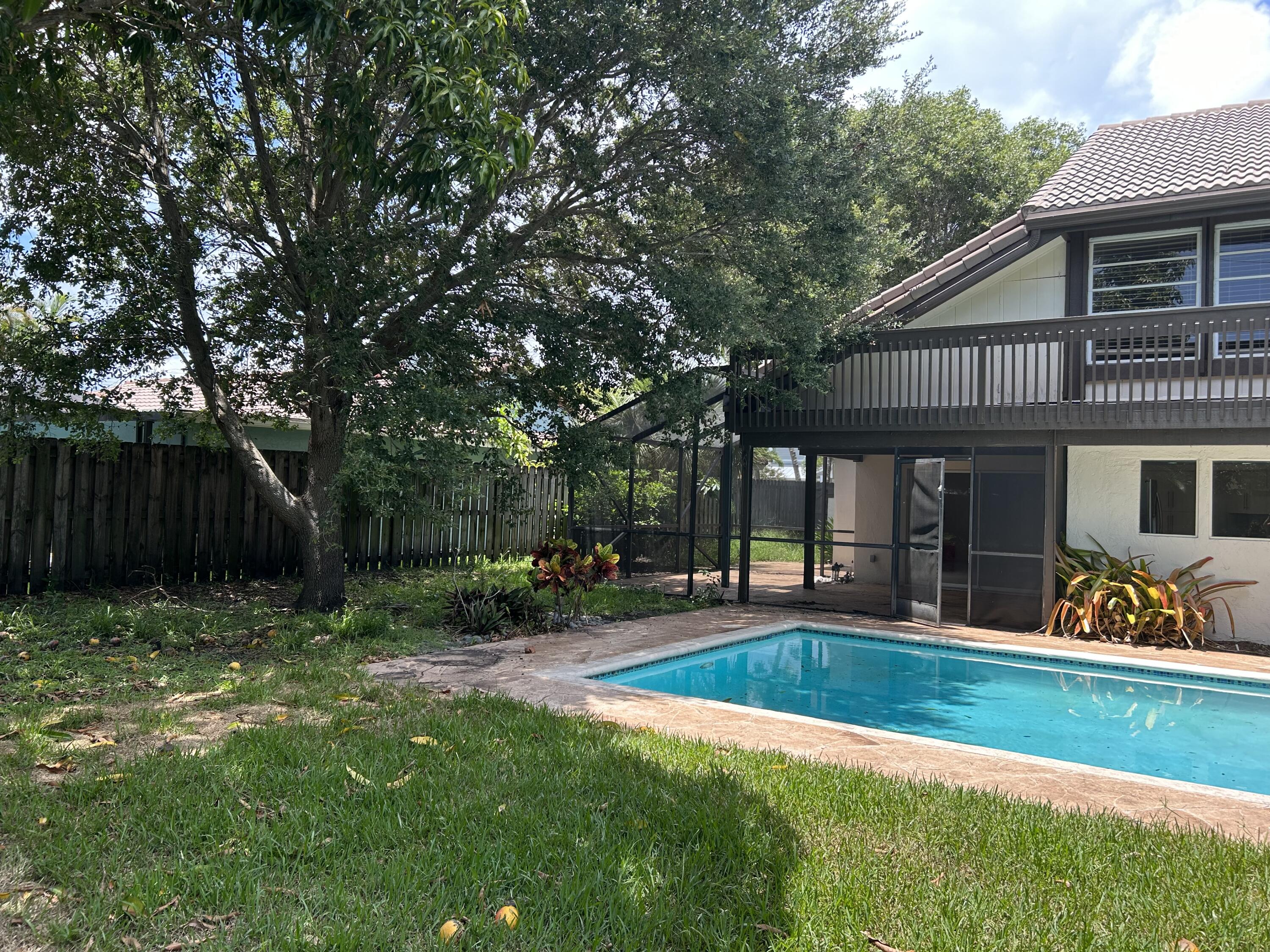 1260 Southwest 19th Street Boca Raton, FL 33486 - Photo 25 of 25 1260 side