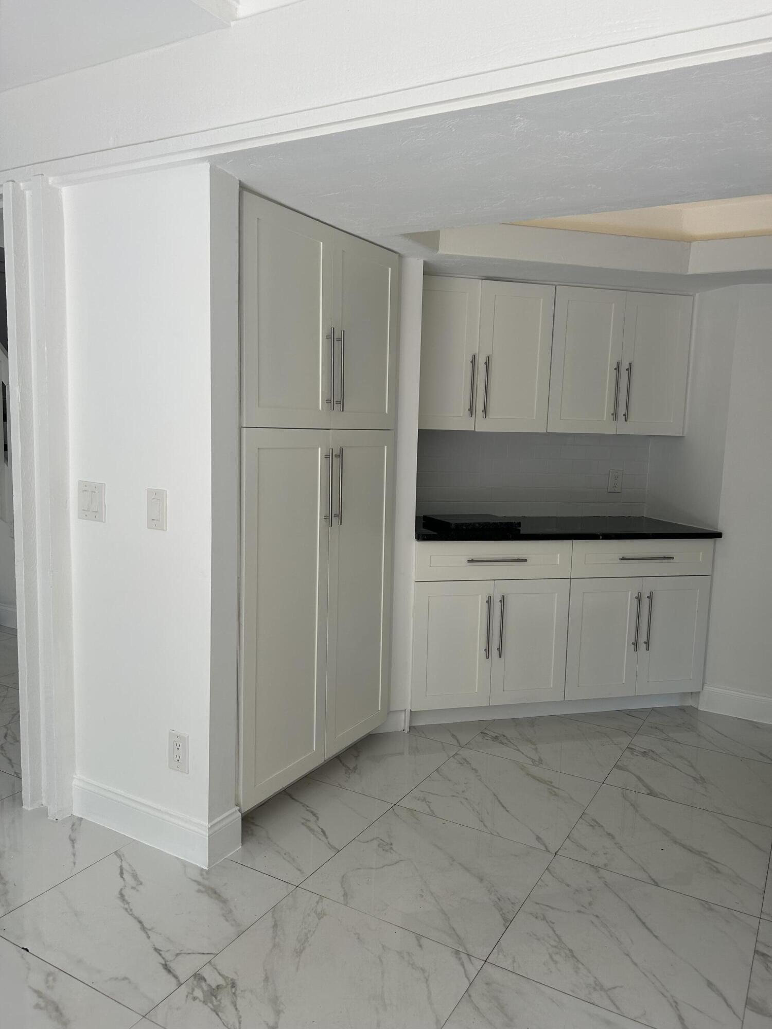 1260 Southwest 19th Street Boca Raton, FL 33486 - Photo 7 of 25 1260 kitchen